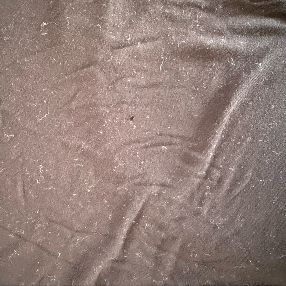 Wilfred by Aritzia Black Loose Fitting Tank Top 100% Rayon  Size: Small - Picture 5 of 5